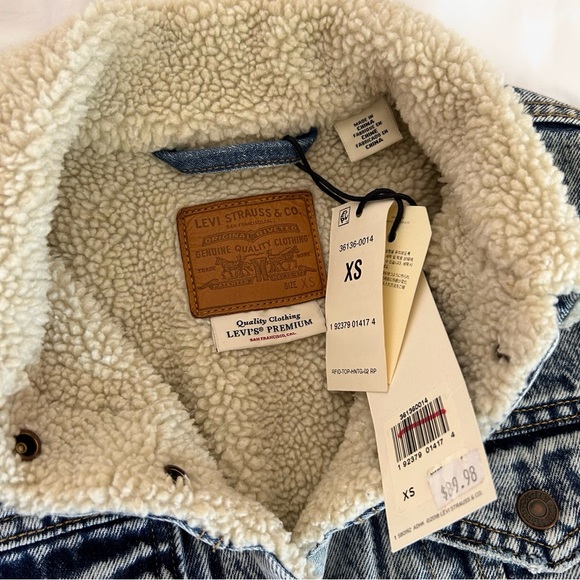 Levi’s Strauss Denim Jacket - Picture 4 of 4